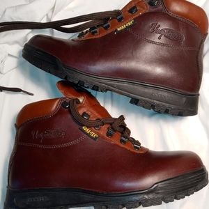 VASQUE BOOTS